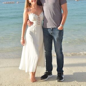 Lenni Tarot White Lace Midi Dress